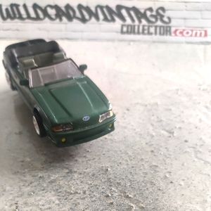 Ford mustang model car 1-43 scale